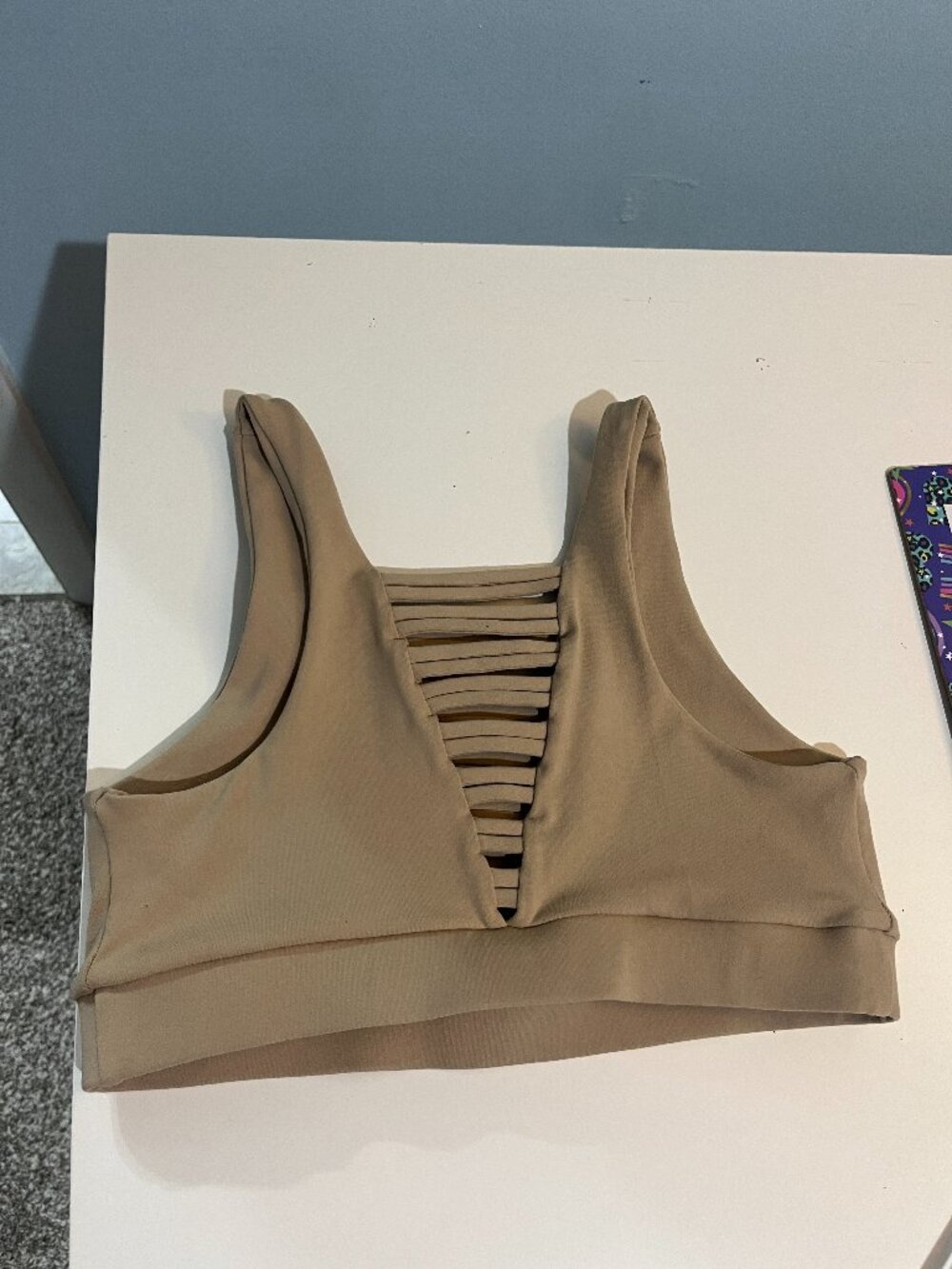 925 Fit Strappy Back Sports Bra Taupe Nude Neutral Activewear Size Medium
